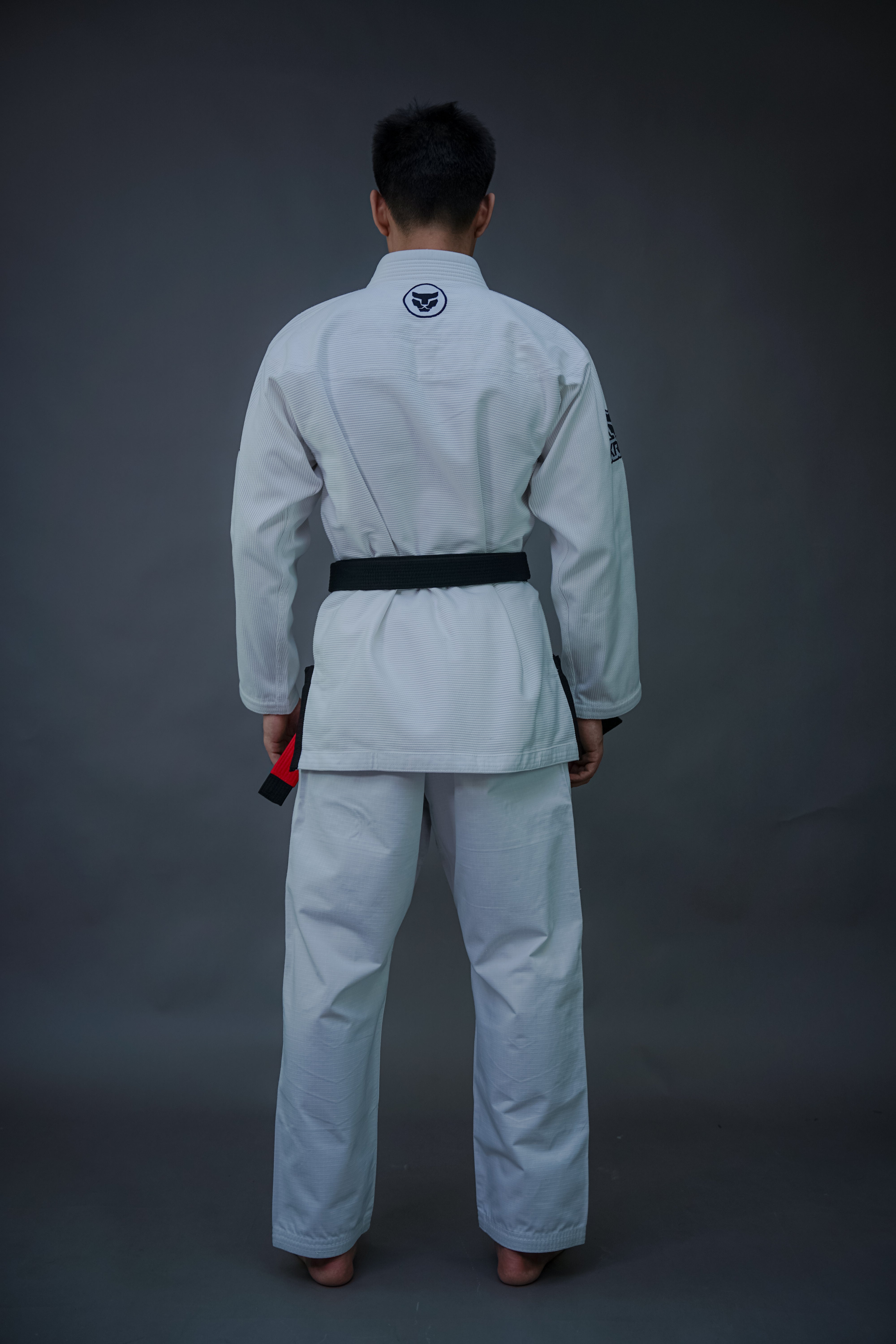 XRage Sports – Premium Men’s Jiu-Jitsu Gi (White Edition)